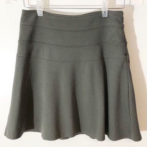ATHLETA Tall Ponte Twill Skyose Skirt Graphite Gray Knit Zip Pocket Golf A-Line